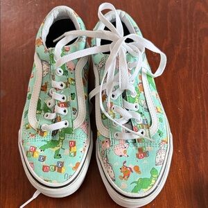 Vans Toy Story Disney Kids M 5.5 W 7 Mint Green Printed Lace-Up Sneakers